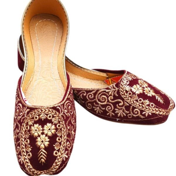 Women Velvet Khussa with Gold Thread Work