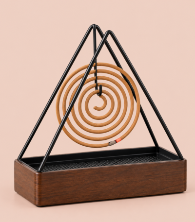 Ye alt text image ko accurately describe karta hai aur focus keyphrase Iron Coil Holder ko naturally include karta hai.
